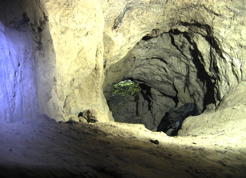Киевские пещеры, Пещеры и подземелья Киева